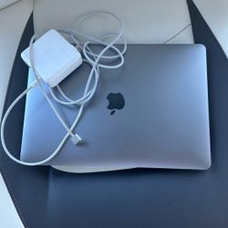2019 MacBook Air Space Grey With Retina Display i5 Intel Processor
