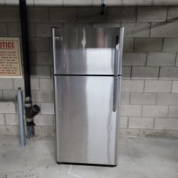 Fridge 30 inch works well