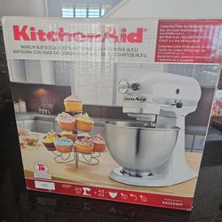 4.5 Qt KitchenAid Mixer $35