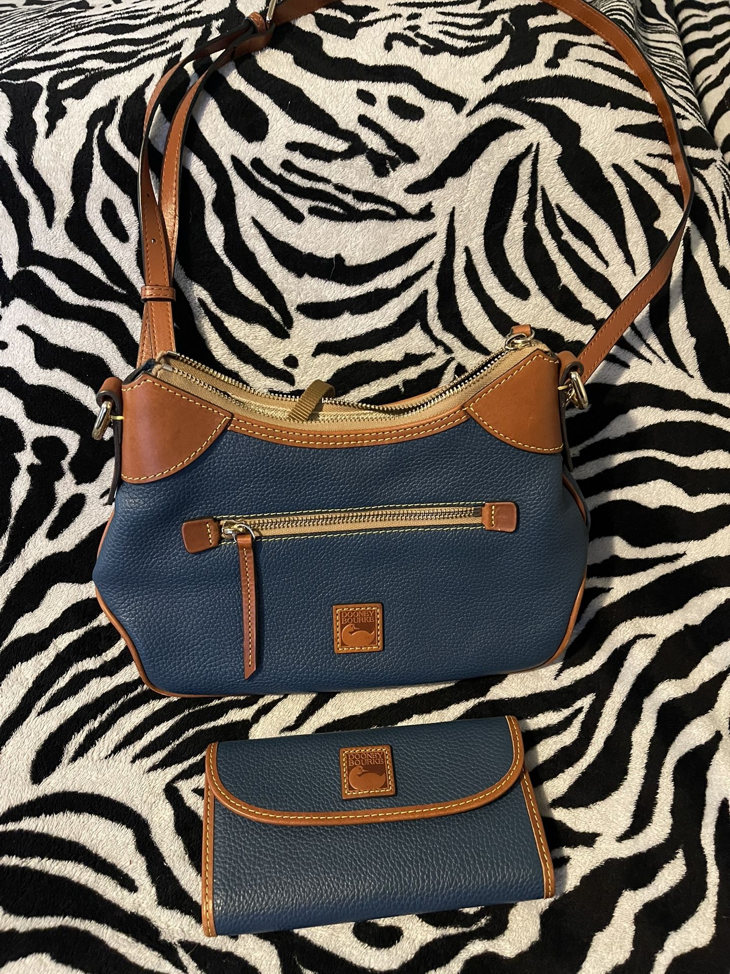 Dooney & Bourke