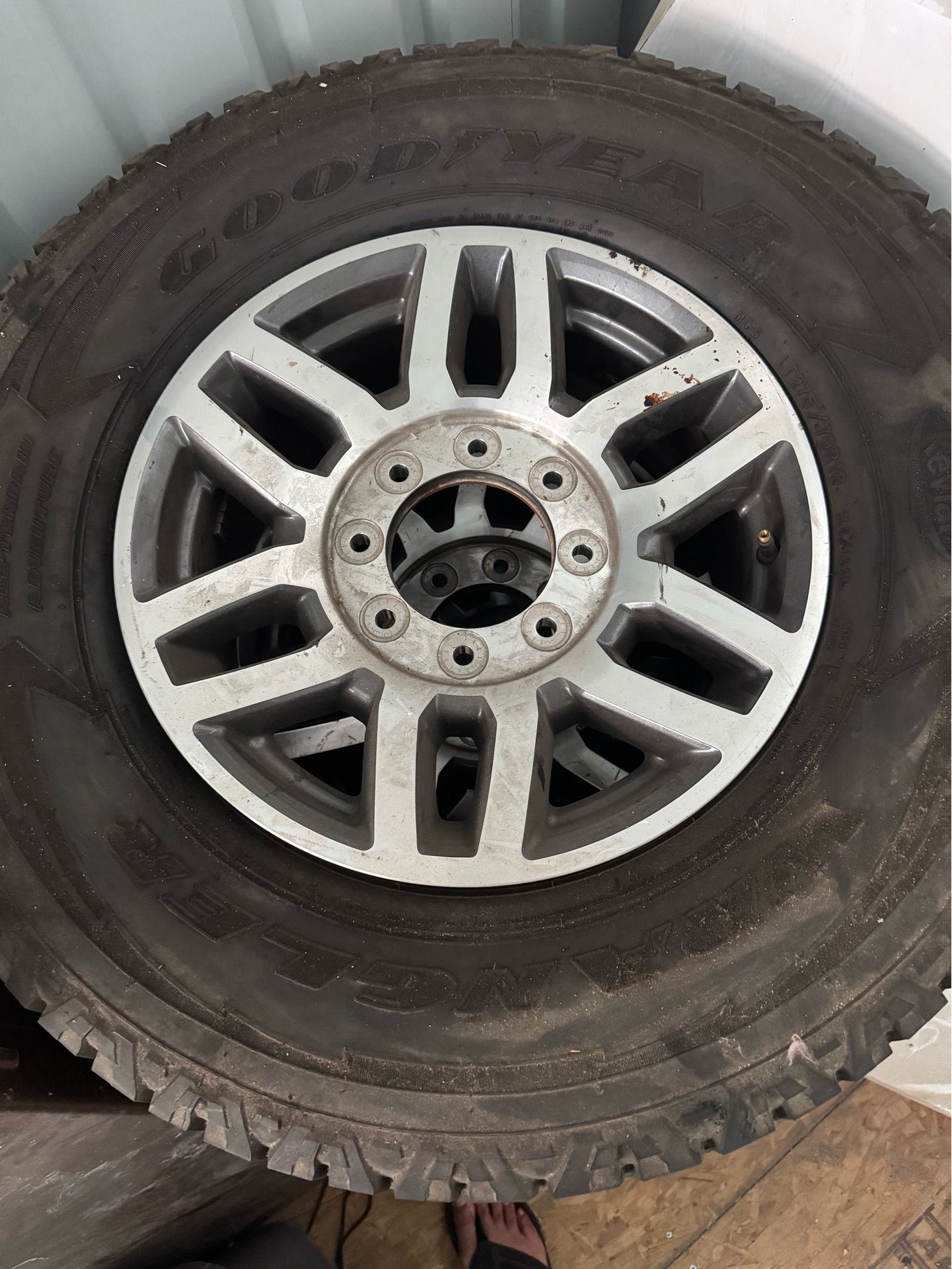 Ford 250 wheels and tires