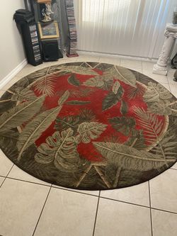 Round carpet