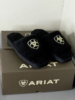 Ariat Slippers Size 8 – 2 Pairs New With Box Leopard + Black Plush