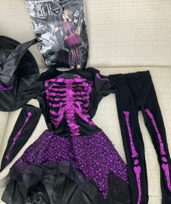 Skeleton Witch Halloween Costume (Size Adult S 0-2)