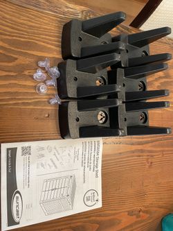 6 Suncast Tool Holders (shovels, Rakes, …)