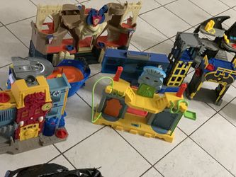 Play sets 50$ all