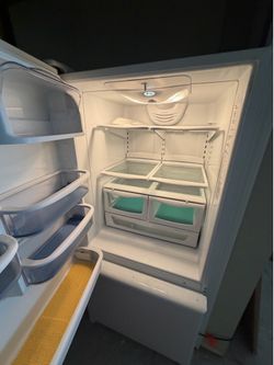 Amana white fridge excellent condition