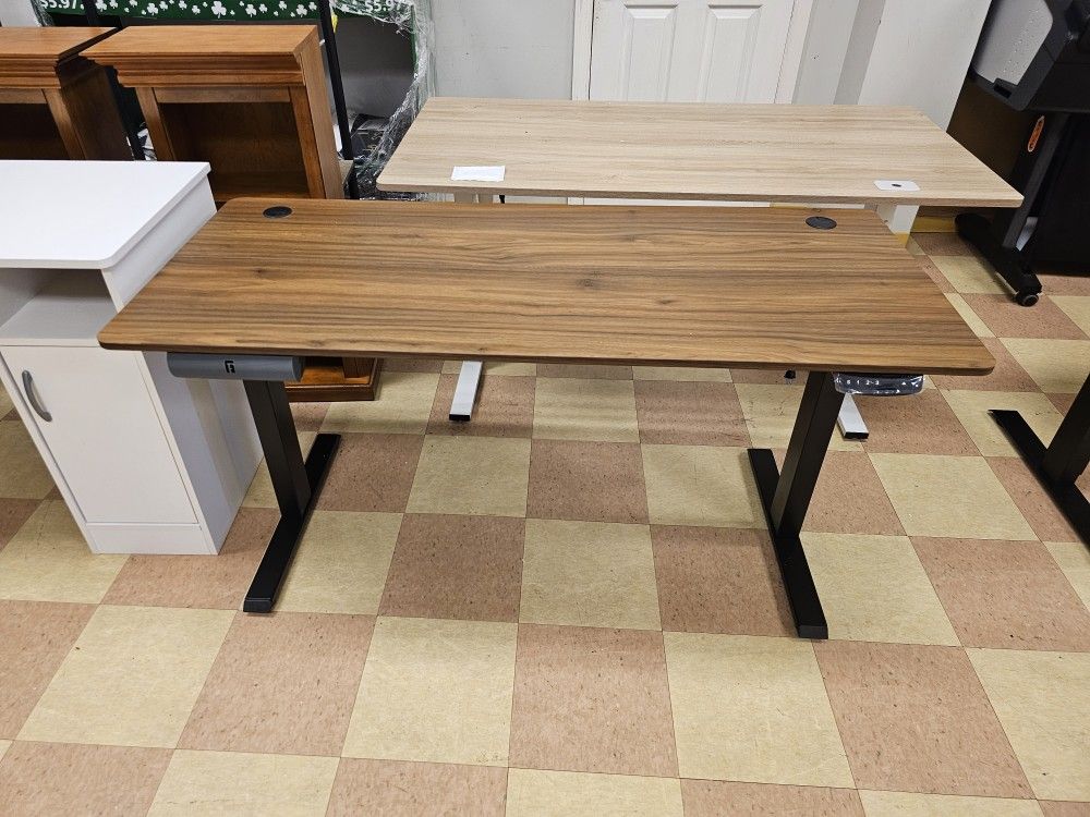 Brand NEW Desks For SALE!!!
