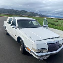 Chrysler imperial 1991