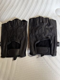 Milwaukee Riding Gloves 