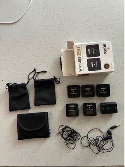 RØDE Wireless GO II Bundle – 5 Transmitters + 1 Receiver + Accessories (Excellent Condition)