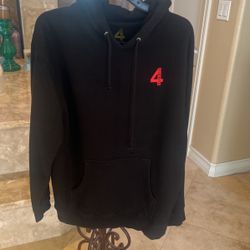 4 Hunnid Degreez Hoodie - Men’s Medium