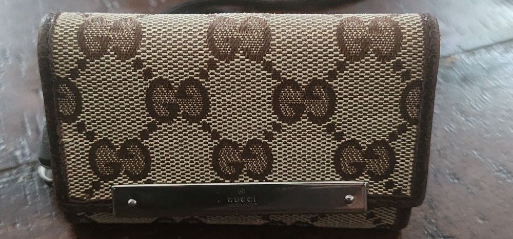 GUCCI GG Canvas Key Case Beige