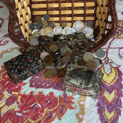 Todas las moneda y lo cofre $80