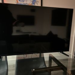 43-inch Samsung Smart TV