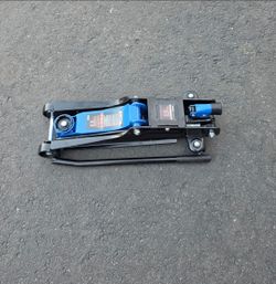 2.5Ton Jack With Stands