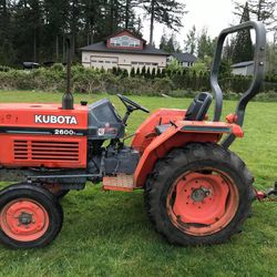 Tractor Kubota L2600F