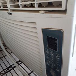 AC Window Unit 