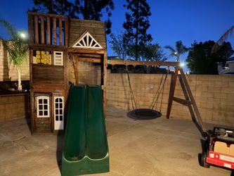Kidcraft playhouse