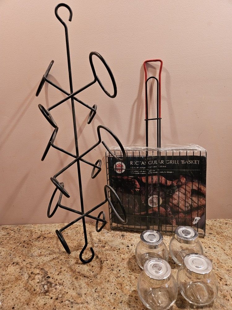 4 Spice Jar Grill Basket Wine Rack 6 Bottles