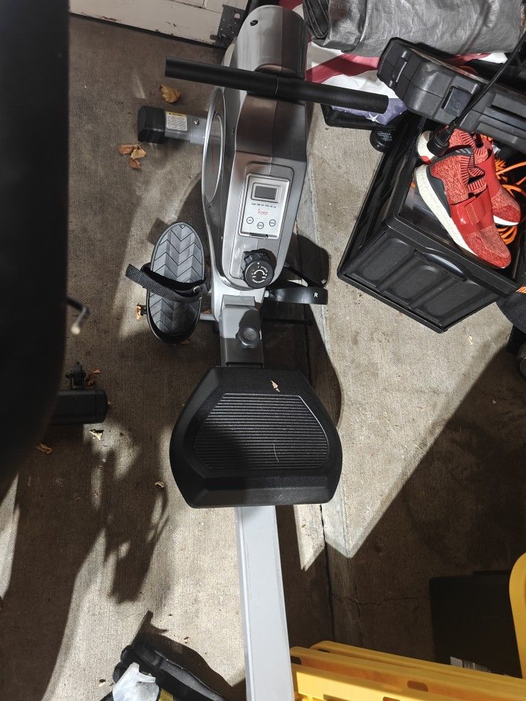 Rowing machine