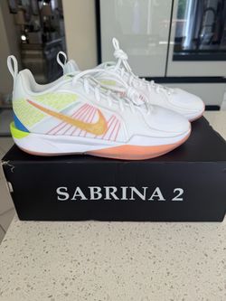 Nike Sabrina 2 size 8 Women or 6.5 Men Brand New