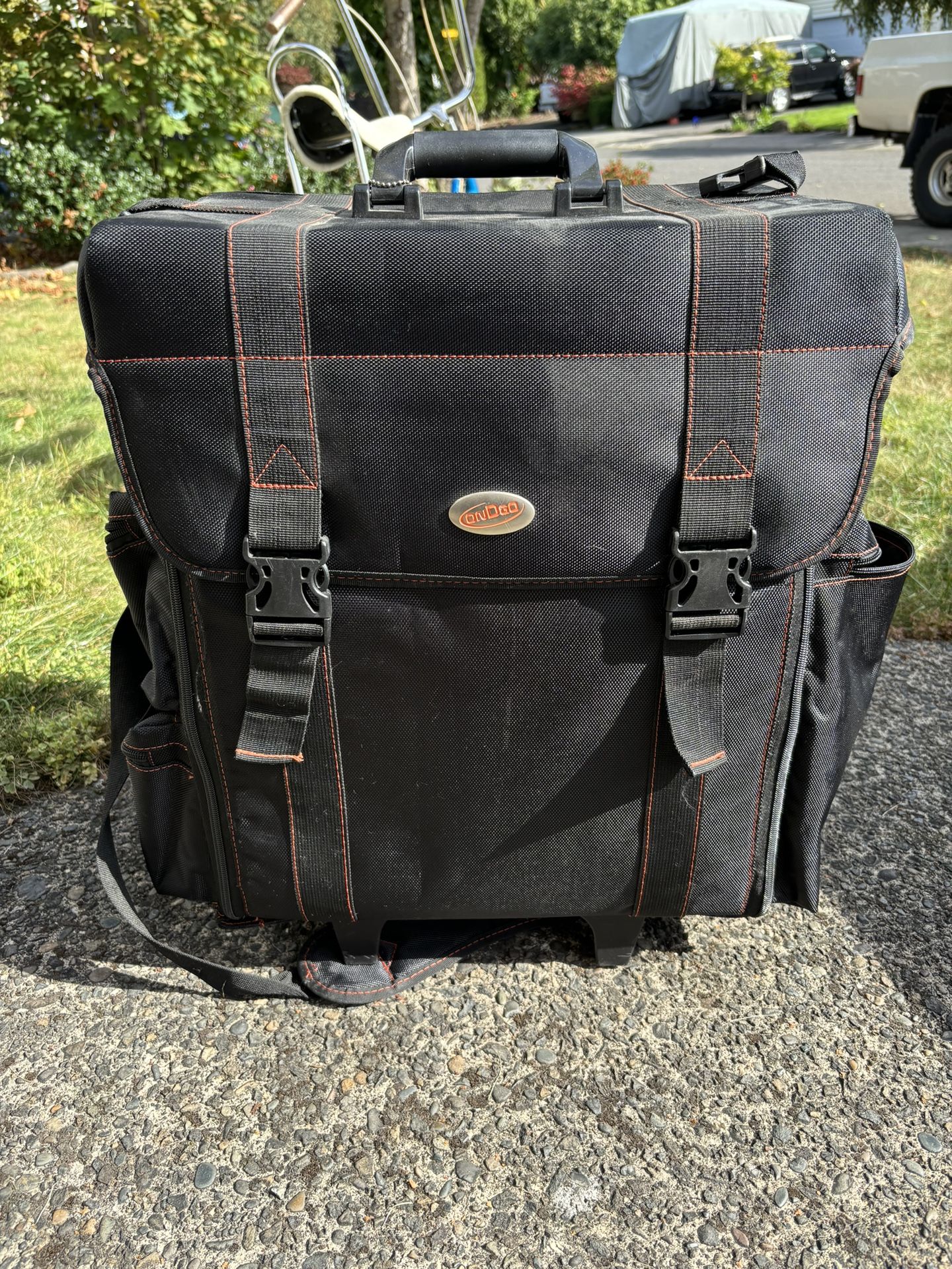 Rolling Craft/Tool Bag