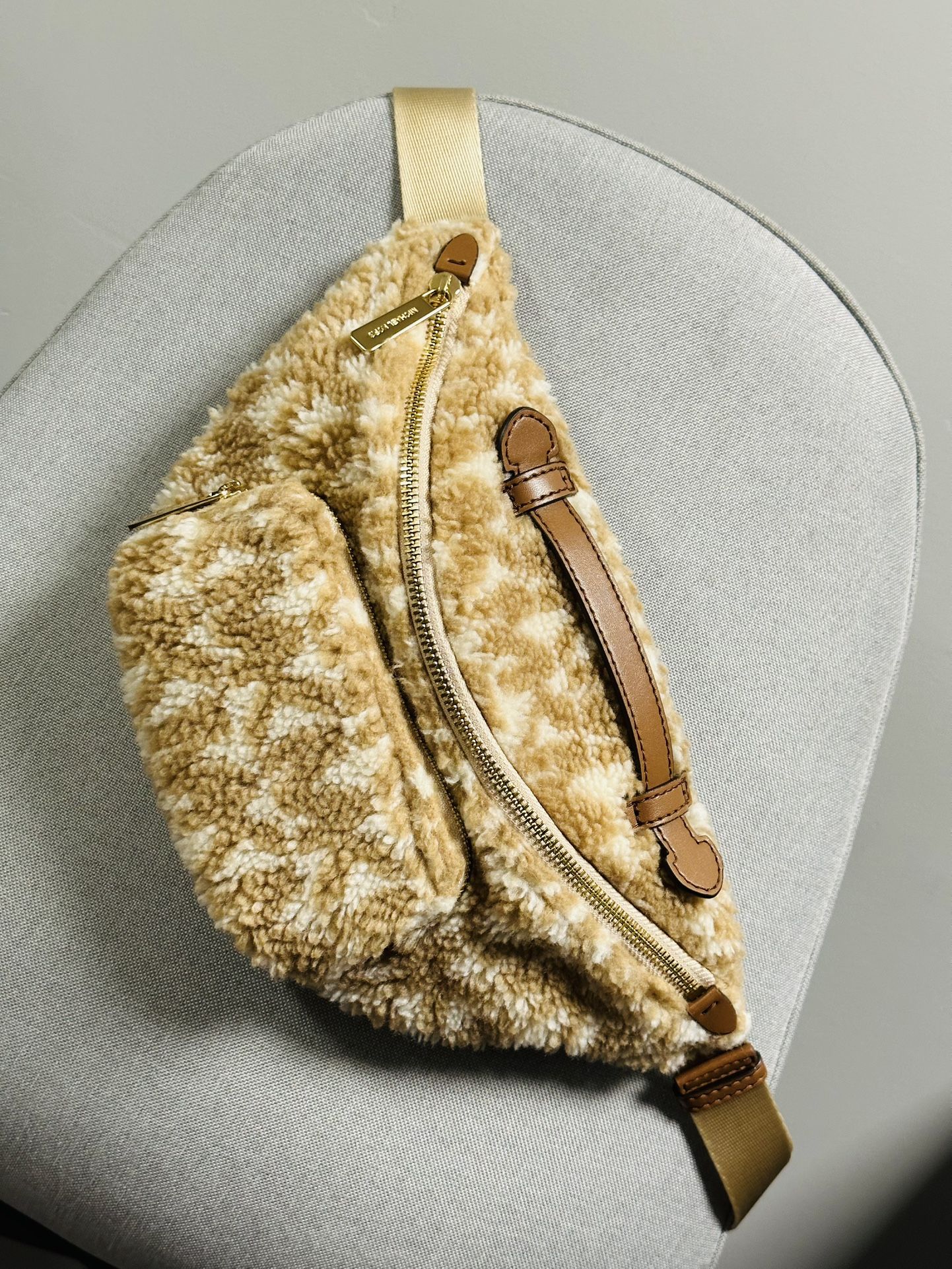 Michael Kors Erin Medium Waist Pack Crossbody Bag (great condition) $60