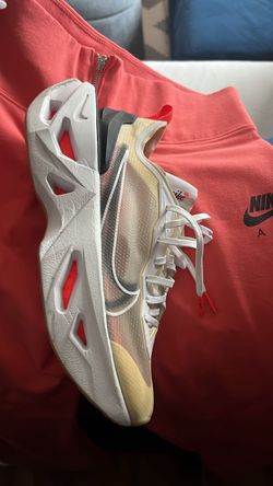 Women’s shoes