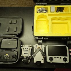 Dji Mini 3 Pro and Mini Fly More Combo 