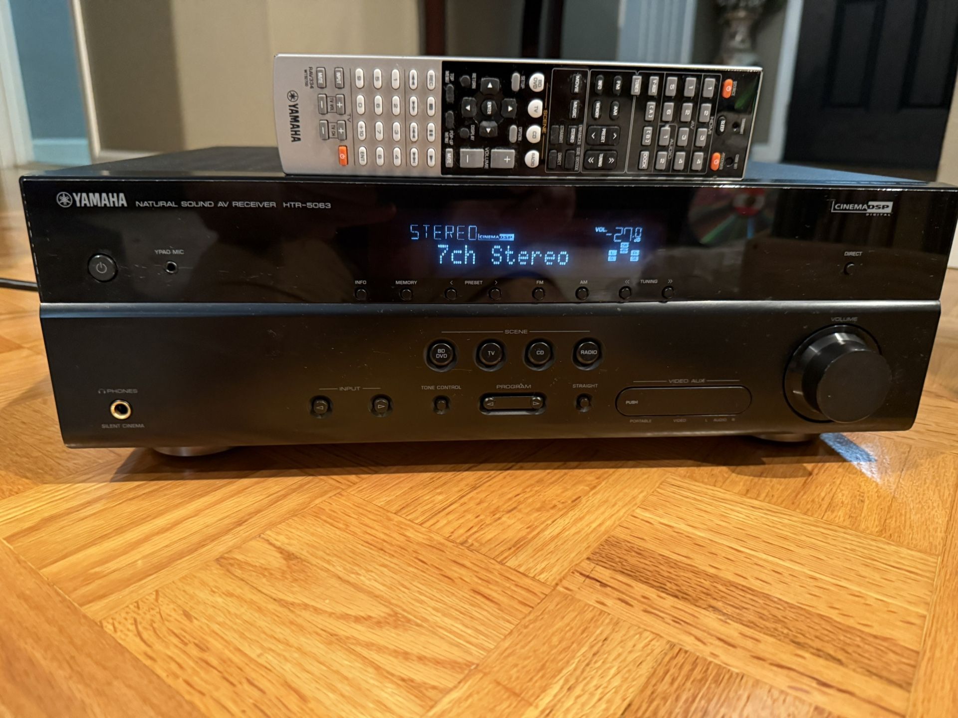 Yamaha HTR-5063 HDMI W/Bluetooth AV Receiver (Like New)