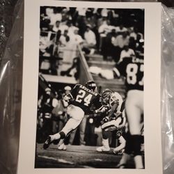 Ottis Jerome Anderson New York Giants #24 Football Player 8x10 Glossy Black and White Photo Vintage Collectible