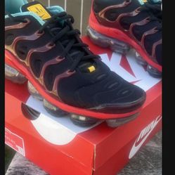 Nike Air Vapormax Zise 10.5 