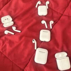 Apple AirPods lot