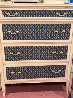Vintage White Painted 4-Drawer Dresser