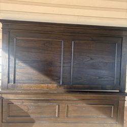 Ashley furniture  queen size headboard rails and footboard