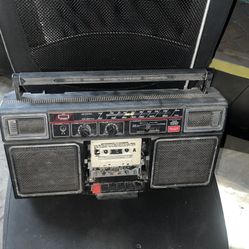 General electric AM/FM Radio Cassette Boombox