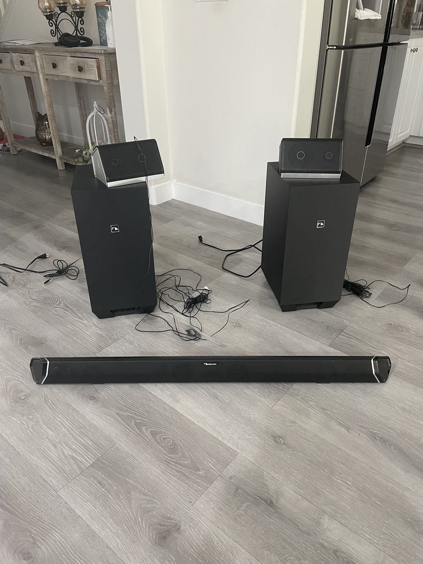 Surround Sound System: Nakamichi Shockwafe Elite 7.2.4