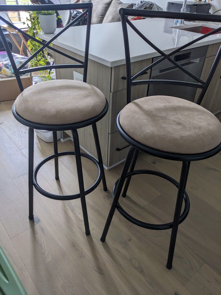 Contemporary Metal Bar Stools For Sale 