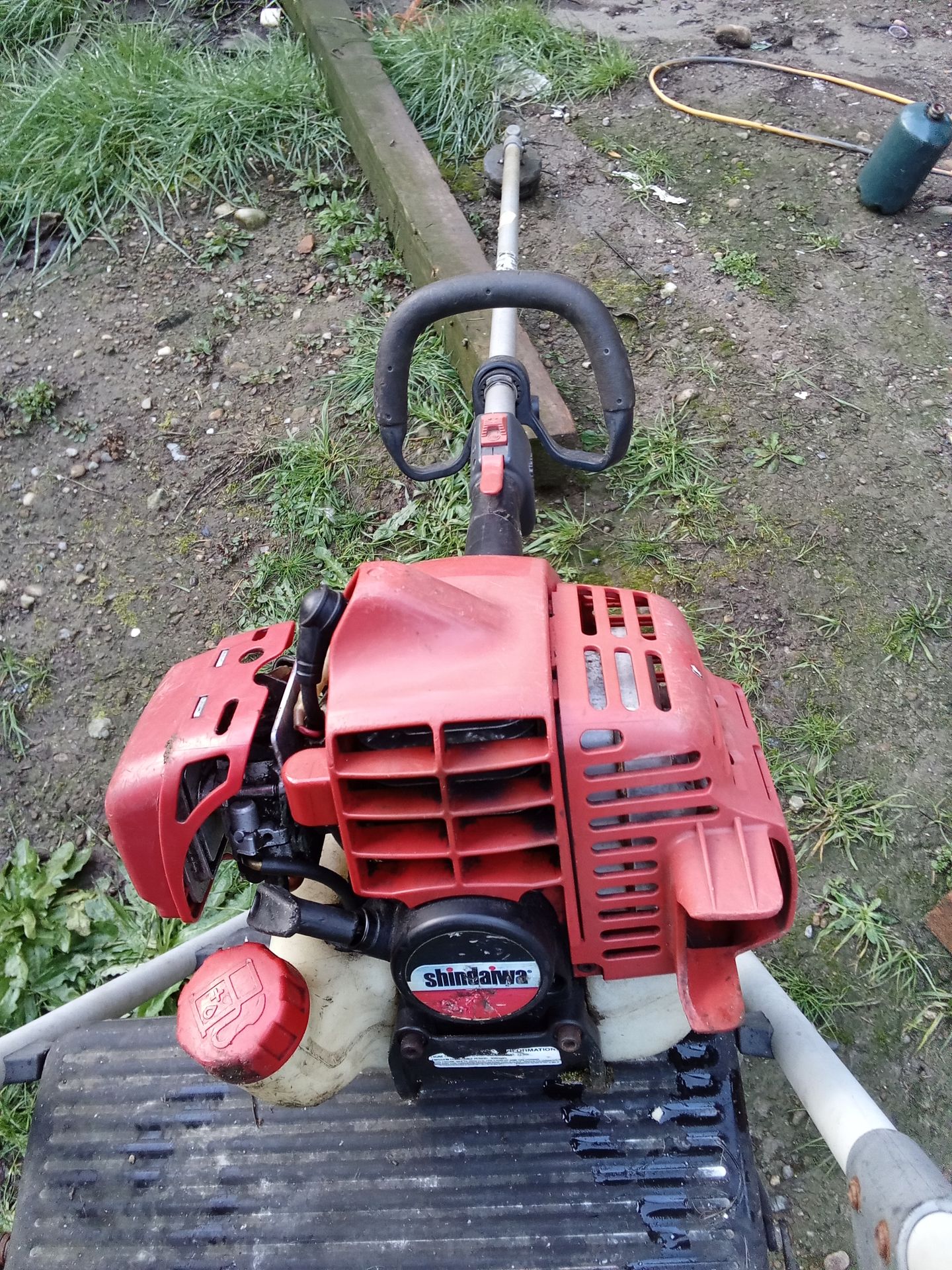 Shindaiwa T 242 weed waker