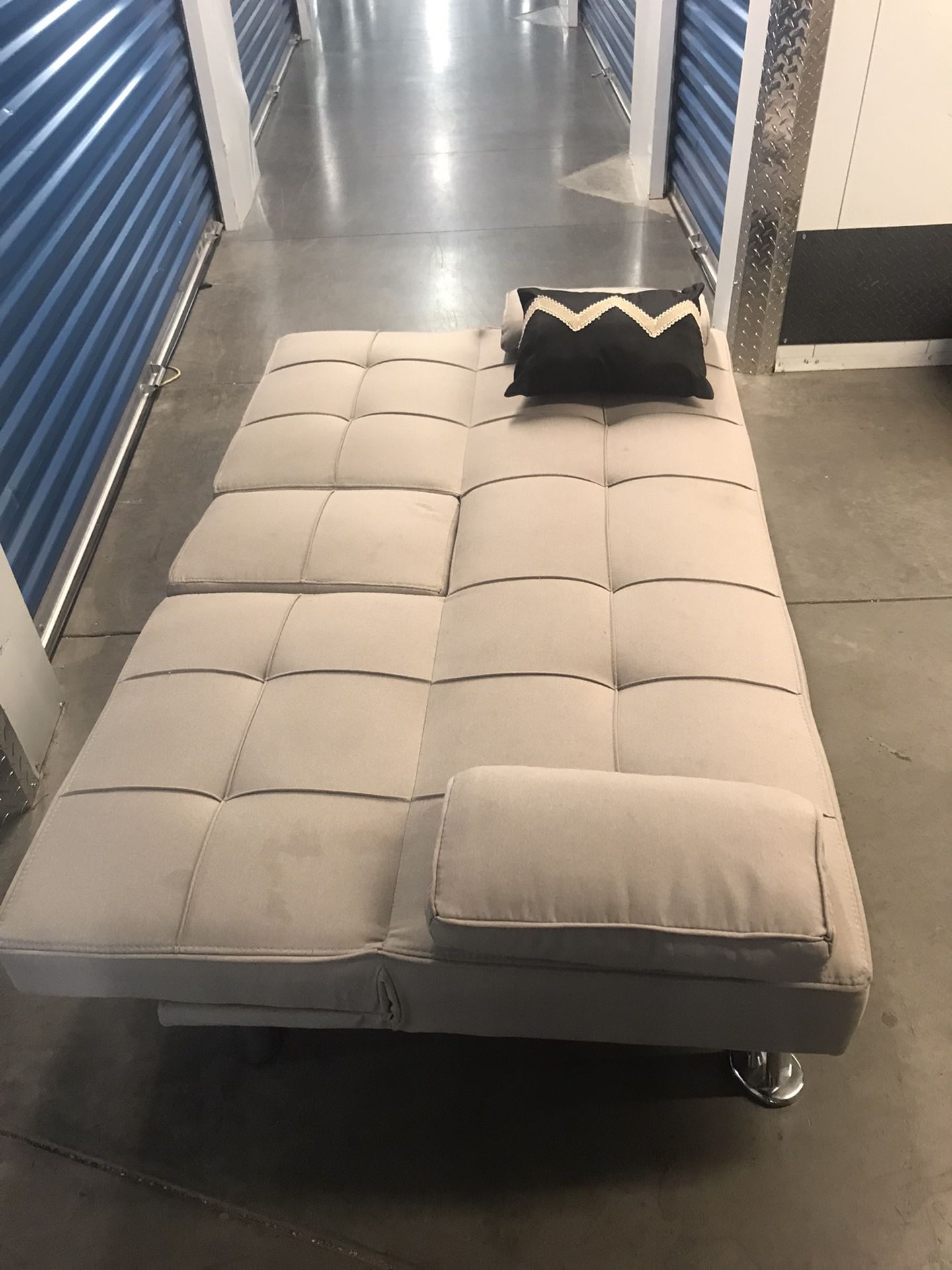 Futon Couch for Sale in Phoenix, AZ OfferUp