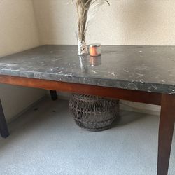 Comedor con 6 sillas