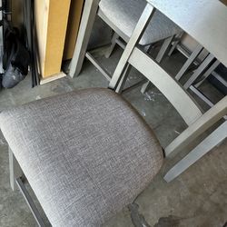 Table (has a  few scratches) With 4 Chairs