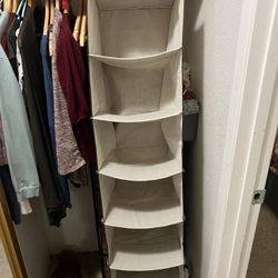Closet Organizer / Clothing 