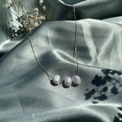 Gold Chain With Pearls