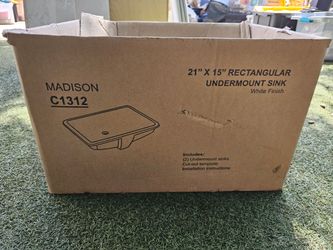 Undermount bathroom sink brand new 21x15 white ceramic