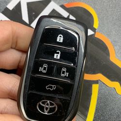 SMART FOB KEY TOYOTA SIENNA 