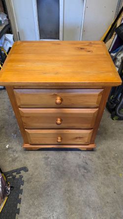 Solid wood side tables