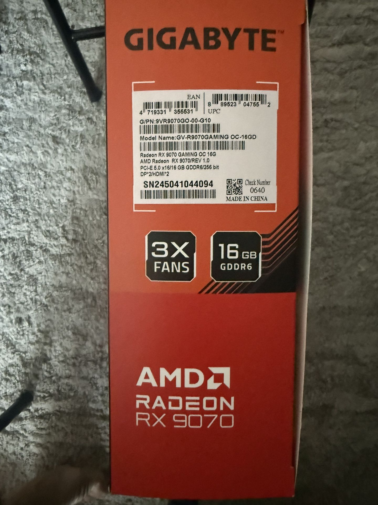 GIGABYTE AMD RADEON RX9070