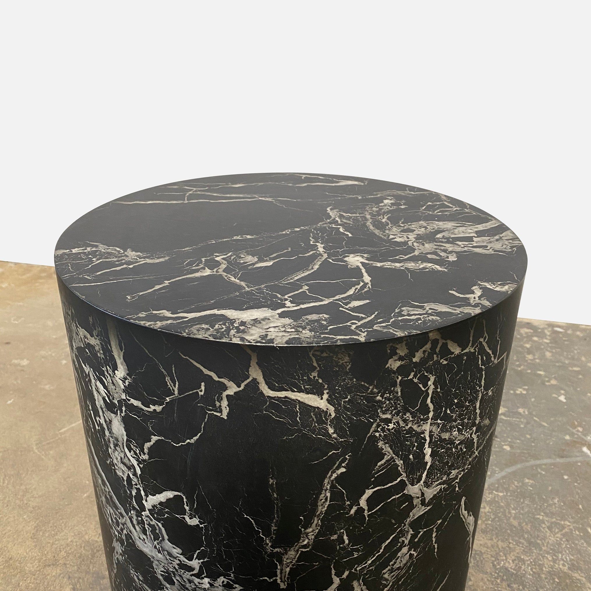 22” Black Wood Side Table with Marble Finish – Modern Cylinder Pedestal Accent Table